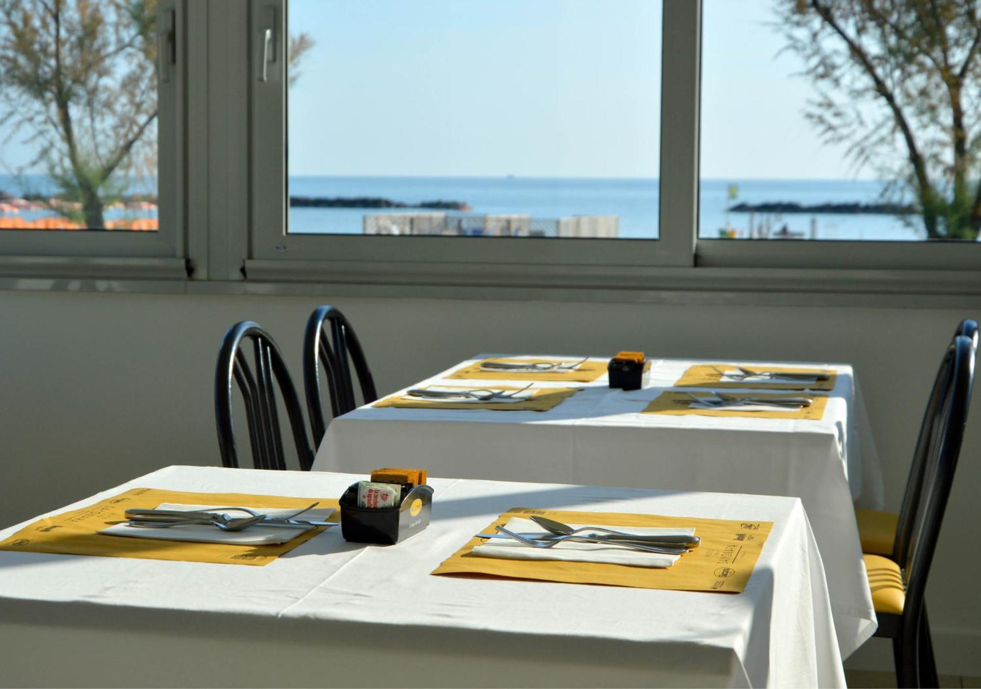 Hotel Sayonara Senigallia Extérieur photo