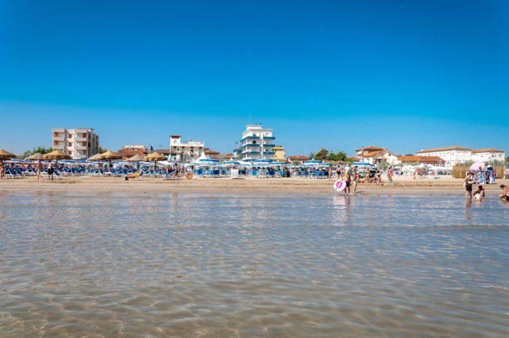 Hotel Sayonara Senigallia Extérieur photo
